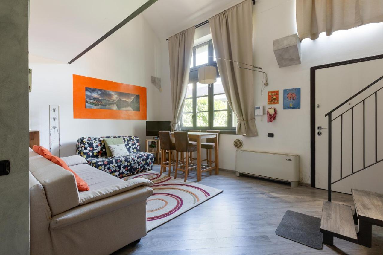 Guesthost - Milano Vigentino Loft With Terrace Exterior photo